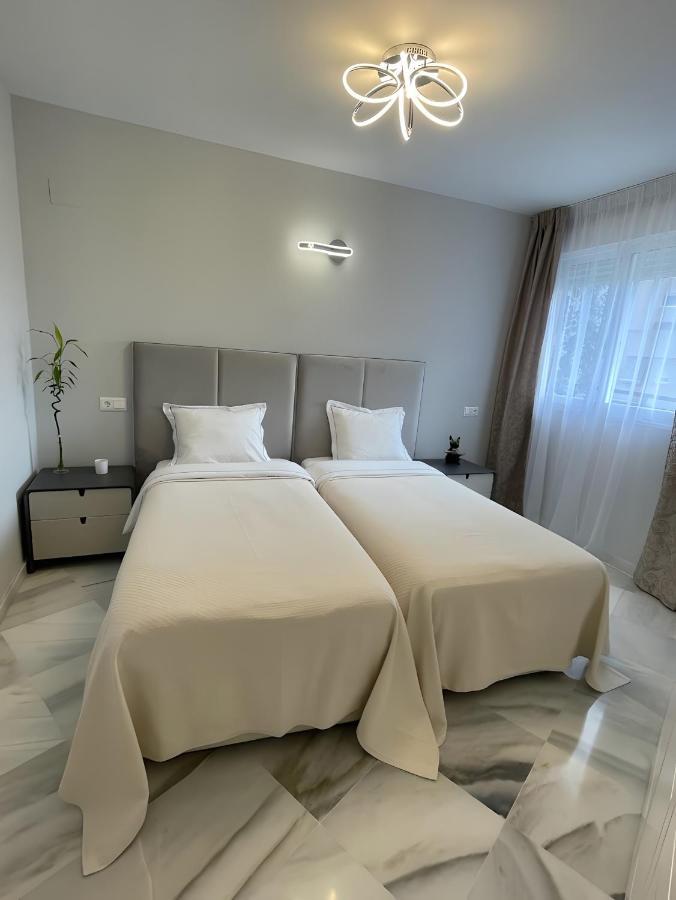 Luxury Apartment Benalmadena First Line Exterior photo