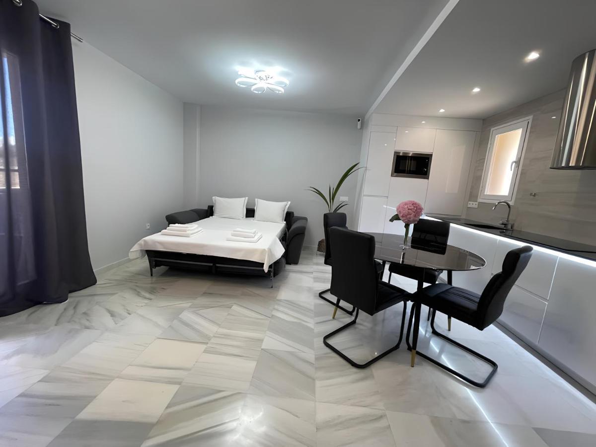 Luxury Apartment Benalmadena First Line Exterior photo